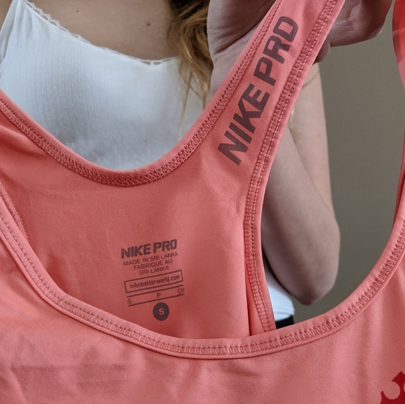 $5 w/ bundle Nike Pro peach dot swoosh tank top - Picture 7 of 8